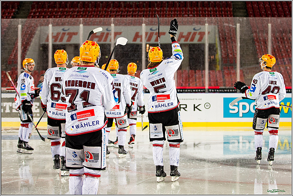 PENNY DEL; Koelner Haie- Fischtown Pinguins; Koeln, 22.12.2022